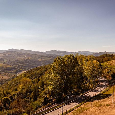 Апартаменты Borgo San Rocco Piemonte Castino Экстерьер фото