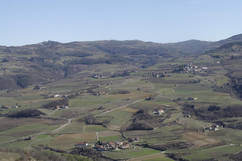 Апартаменты Borgo San Rocco Piemonte Castino Экстерьер фото